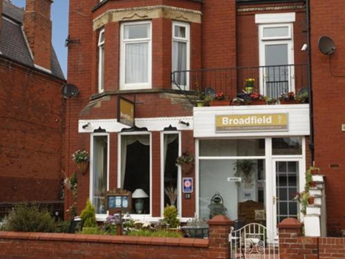 The Broadfield Bed & Breakfast Бридлингтън Екстериор снимка