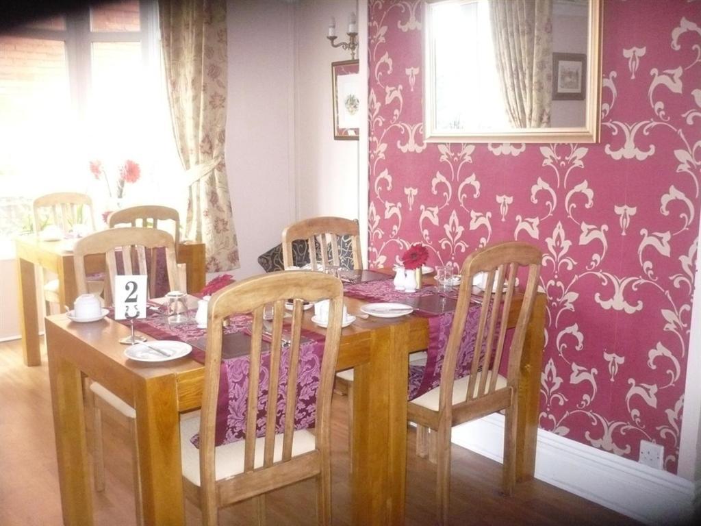 The Broadfield Bed & Breakfast Бридлингтън Екстериор снимка